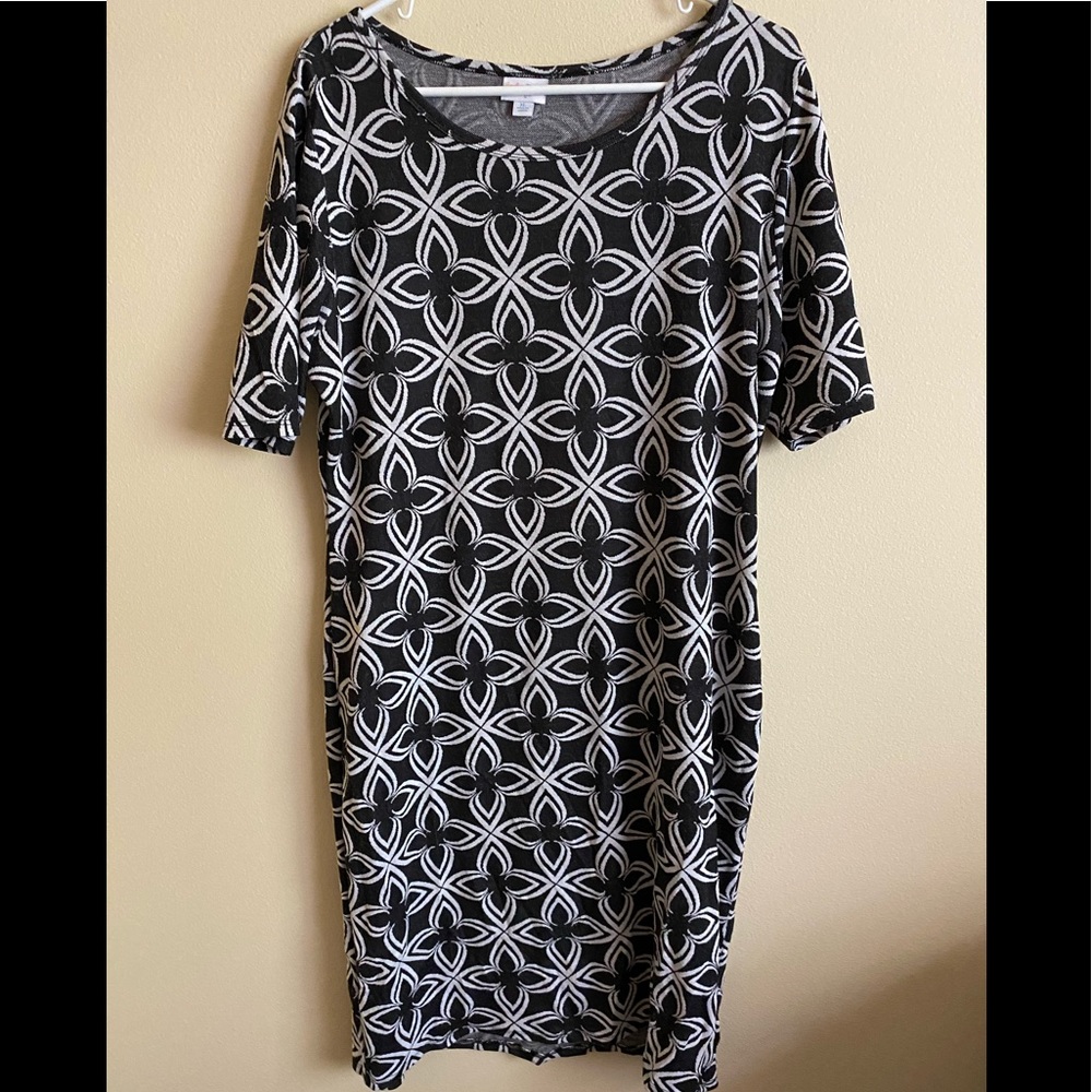 LuLaRoe Julia Dress - L